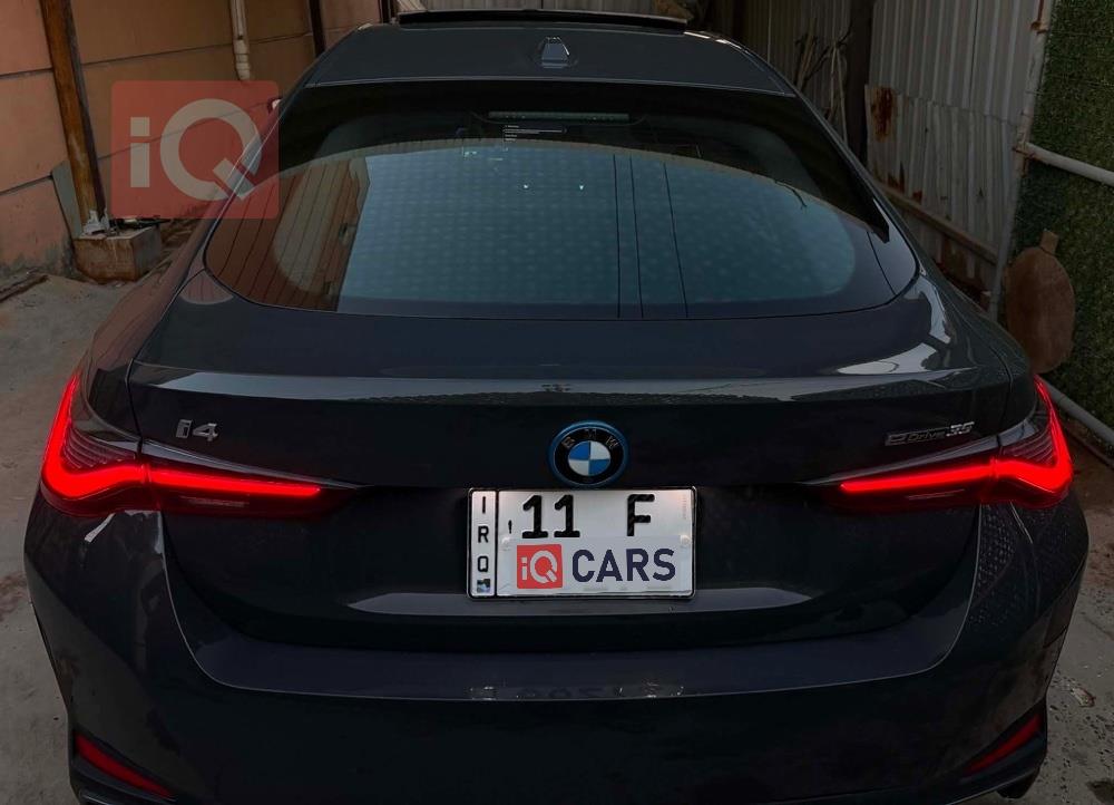 BMW i4